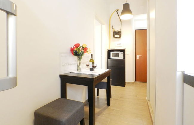 Black and White Movie Apartment - Foto 15