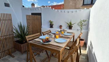 Modern Old Town House with Sunny Terrace - Foto 3
