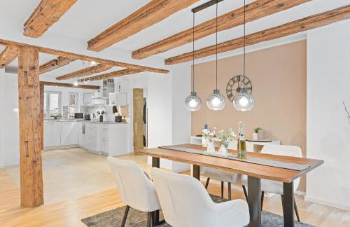 TOP Apartments - Moderne Altbauwohnung im Zentrum Ludwigsburg - Kingsize Bett - Netflix - 80qm - 24h Check-In - Foto 1