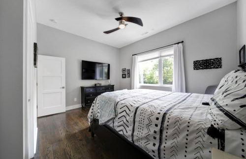 City Views - Walking Distance to Panthers Stadium - Photo 22