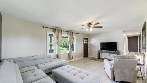 Dry Ridge Farmhouse with Hot Tub and Game Room! - Foto 3