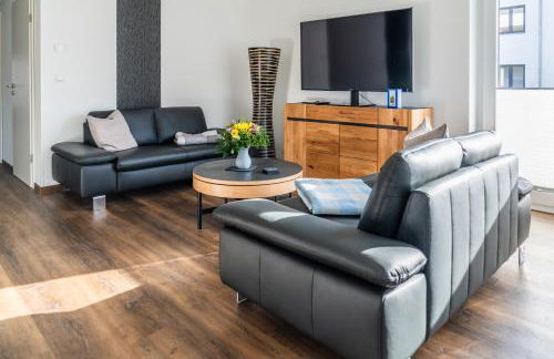 Hangar 19 Superior Apartment mit Terrasse und Garten H1W2 - Foto 33