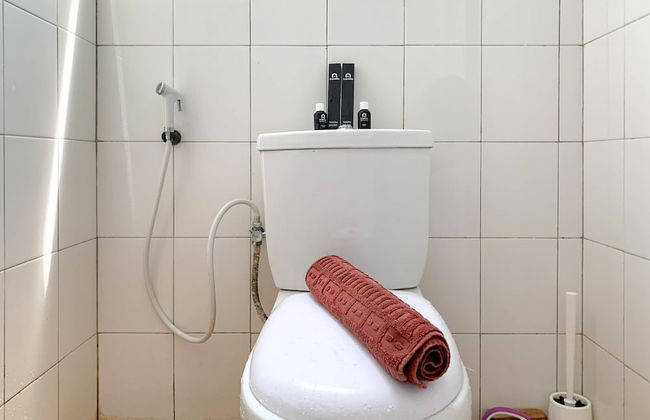 Cozy 2Br At Delta Cakung Apartment - Photo 19