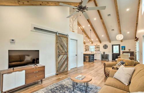 Trendy Palm City Cottage with Porch on 5 Acres! - Foto 5