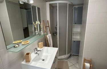 Studio cozy avec parking à 2 minutes de la plage - Foto 6