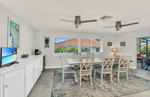 Chez Flamingo I Walk to Beach I Pet Friendly - Foto 10