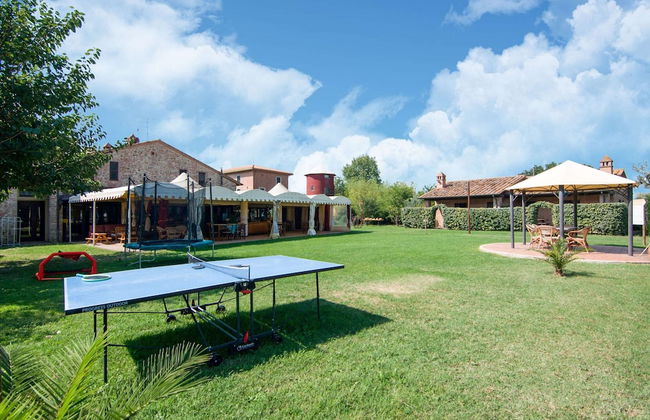 Farmhouse by Lake Trasimeno With Pool - Photo 50