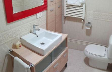 Grande, luminoso y con garage, 3 dormitorios en el camino de Santiago - Foto 5