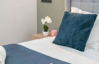 NUEVO Amplio dúplex en la zona del Palacio de Vista Alegre - Photo 2