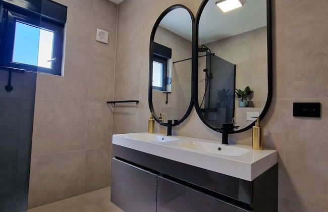 Emilie Apartment and Villa - Foto 12