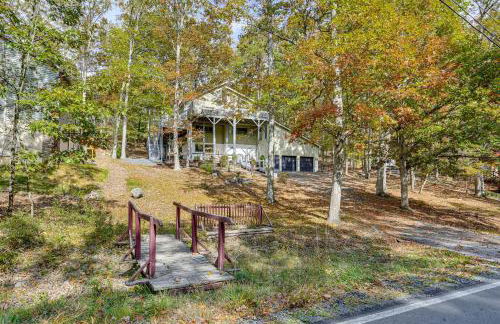 Luxury Home with Game Room, 4 Mi to Bushkill Falls! - Foto 34