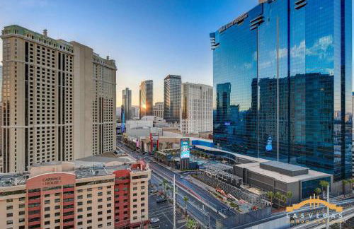 MGM Signature-17-801 1Br2Ba F1 Strip View Balcony - Foto 42