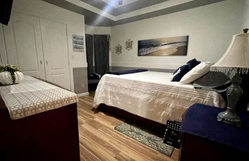 Rest, Relax & enjoy the entire cozy vacational home! - Photo 20