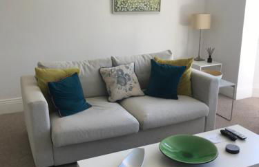 Tree Tops Apartment in Tunbridge Wells - Photo 11