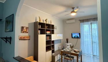 Stay Easy - Centro storico a Piedi e Parcheggio gratuito - Foto 2