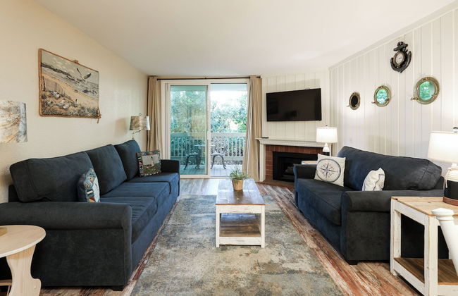 Oceanside Beach Condos - Photo 57