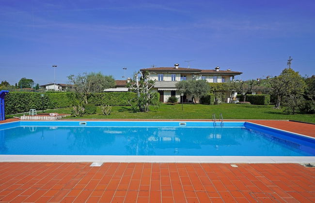 Lina s Apartment in Moniga del Garda - Foto 1