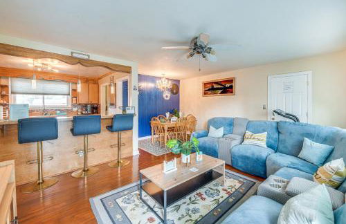 Colonial Heights Home with Large Yard and BBQ Grill! - Foto 1