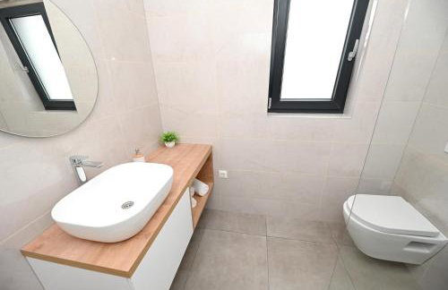 Villa Dasi s grijanim bazenom - Photo 32