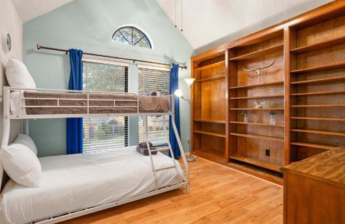 Best of Desoto - 5BR 3BA w Pool Patio BBQ Games - Foto 31