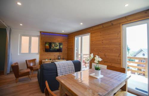 Les Marmottes-Centre-ville-Terrasse & Bois- T2-Premium-Parking couvert-Netflix-6 pers - Foto 7