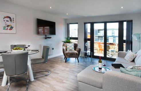 Cotels 7Zero1 Aparthotel - Unique Apartment building with friendly Reception - Sky Movies & Sports - Fitness Equipment in Apt - Pet Friendly - Private Garden Area - Foto 3