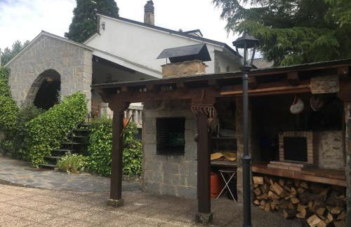 Villa Aurelia - Casa de campo con jardín y piscina entre Madrid y Segovia - Photo 21