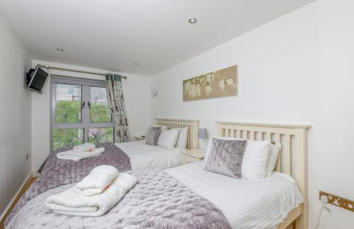 The Beach House & Porth Sands Apartments - Photo 80