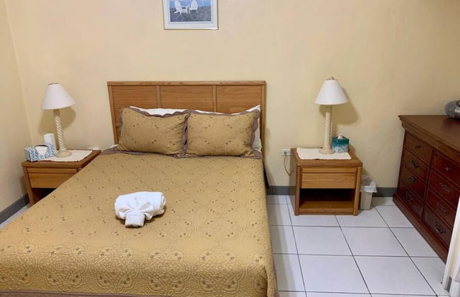 S2A Blue Pavilion - Beach Transfers Meals Tours Island Retro Chic - Photo 2