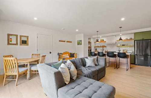 Le Petit Flat - 2 Bed 1 Bath One Level Apartment - Foto 14