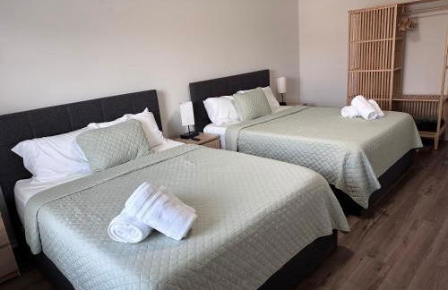 Perfect 4Bd with King Bed Vacation Home - Photo 22