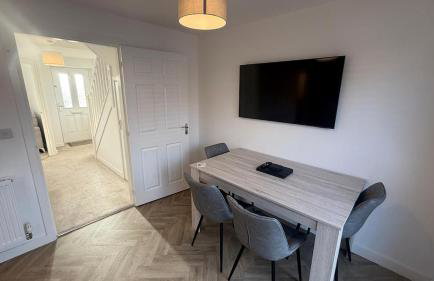 Eagle Drive 3bed House - Contractors Welcome - Fast Wifi - Photo 4