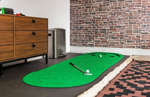 4BR Luxury Stay | 2 Kings | Near DT | Family+Games - Foto 45