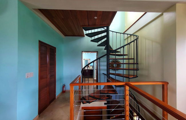 Lucky Duck Villa - Private Beach Escape - Foto 40