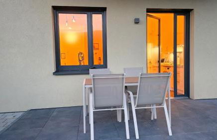 Black Forest -5- I Design-Apartment I 2 Etagen I Terrasse & Balkon mit Ausblick I Boxspring I Nespresso - Foto 9