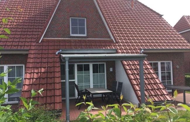 Seepark Burhave Haus 8 - Foto 1