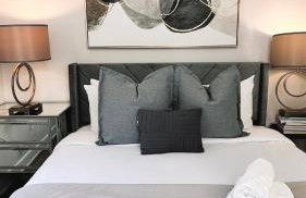 Extra-Large Downtown 5B2B Apt with Private Kitchen, Near Brown, Walk to Convention Center & PPAC - Foto 16