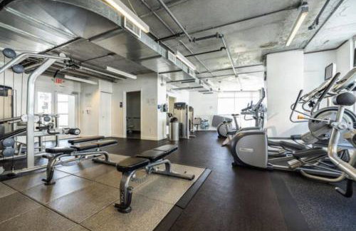 Beautiful 1BD 1BTH at Midblock FREE PARKING - Foto 34