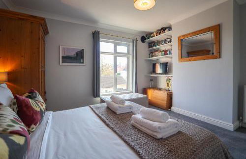 Vibrant 2 Bed, 2 Bath Home, Just Minutes to Town! - Foto 24