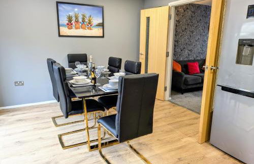 Tempting Telford 4 bed house - Photo 17