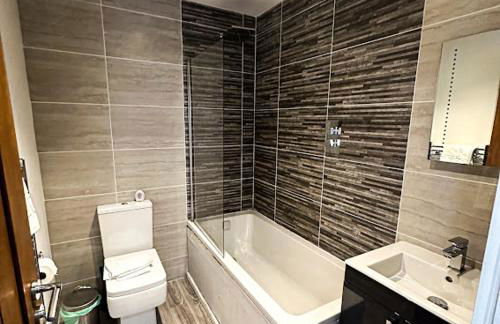 CASTLE STREET - City Centre 2 bedroomed Apt sleeps 8 - Foto 2