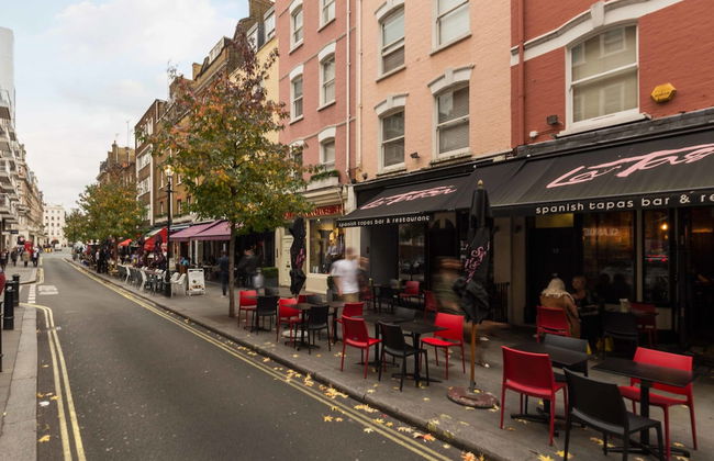 Urban Chic - Bond Street - Photo 16