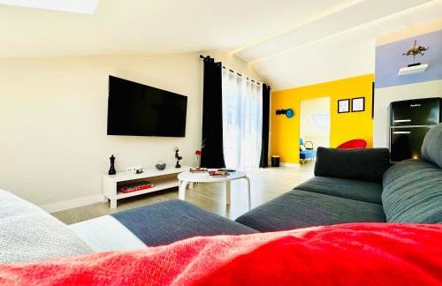 ÁTICO BOJ - Terraza con jardín & Hórreo Chill con vistas al mar - Foto 53