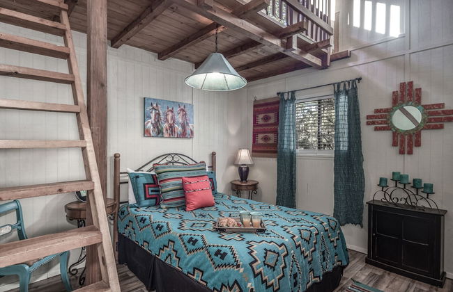 A Climbing Cub - Foto 3