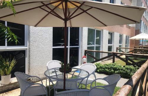 Muro Alto Condomínio Clube - FLAT TÉRREO - Foto 2