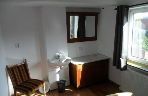 Ruime vakantiewoning met 4 slaapkamers voor max 9 personen - Foto 25