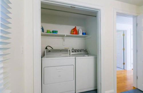 56Beachway-Private beach Refreshed in 2022 Cozy - Foto 19