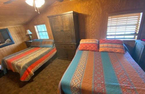 Nueces River Cabins-Pecan Cabin - Foto 20