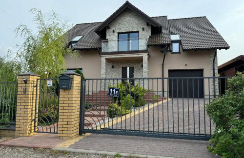 Jaśminowy Dom - Foto 1