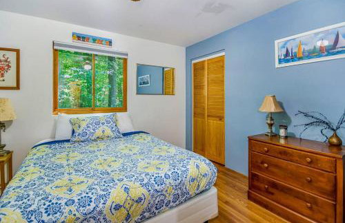 Jacobia Lakefront Retreat - Photo 11